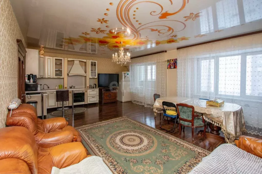 4-к кв. Кемеровская область, Новокузнецк Запорожская ул., 73Б (120.3 ... - Фото 1