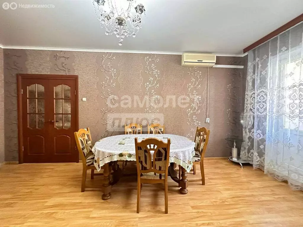 3-комнатная квартира: Астрахань, улица Медиков, 5к1 (68.8 м) - Фото 1