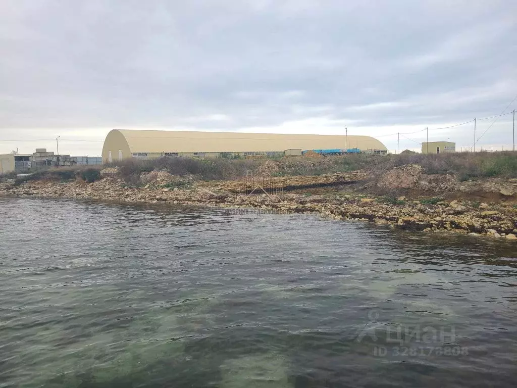 Производственное помещение в Крым, Черноморский район, с. Новосельское ... - Фото 2