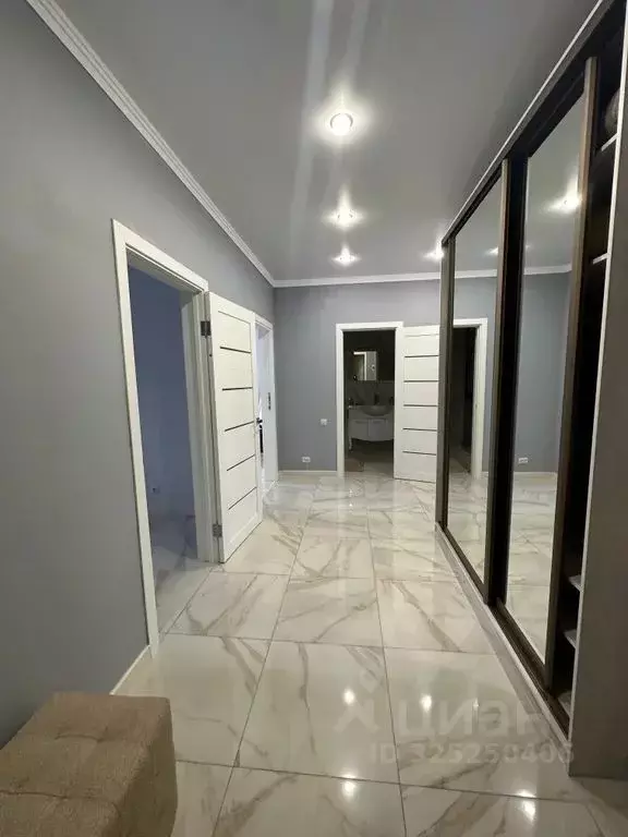 2-к кв. Северная Осетия, Владикавказ просп. Героев Отечества, 7 (90.0 ... - Фото 2