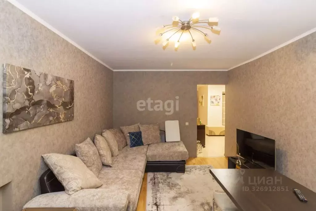 2-к кв. Тюменская область, Тюмень ул. Николая Чаплина, 130 (56.2 м) - Фото 1