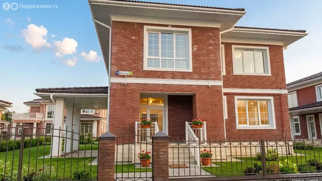 Дом в село Озерецкое, КП Мечта, квартал Лесная Мелодия (245.3 м) - Фото 2