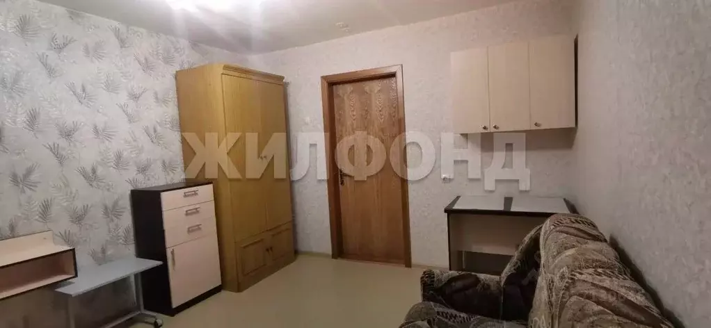 Комната Новосибирская область, Новосибирск ул. Героев Революции, 107 ... - Фото 1