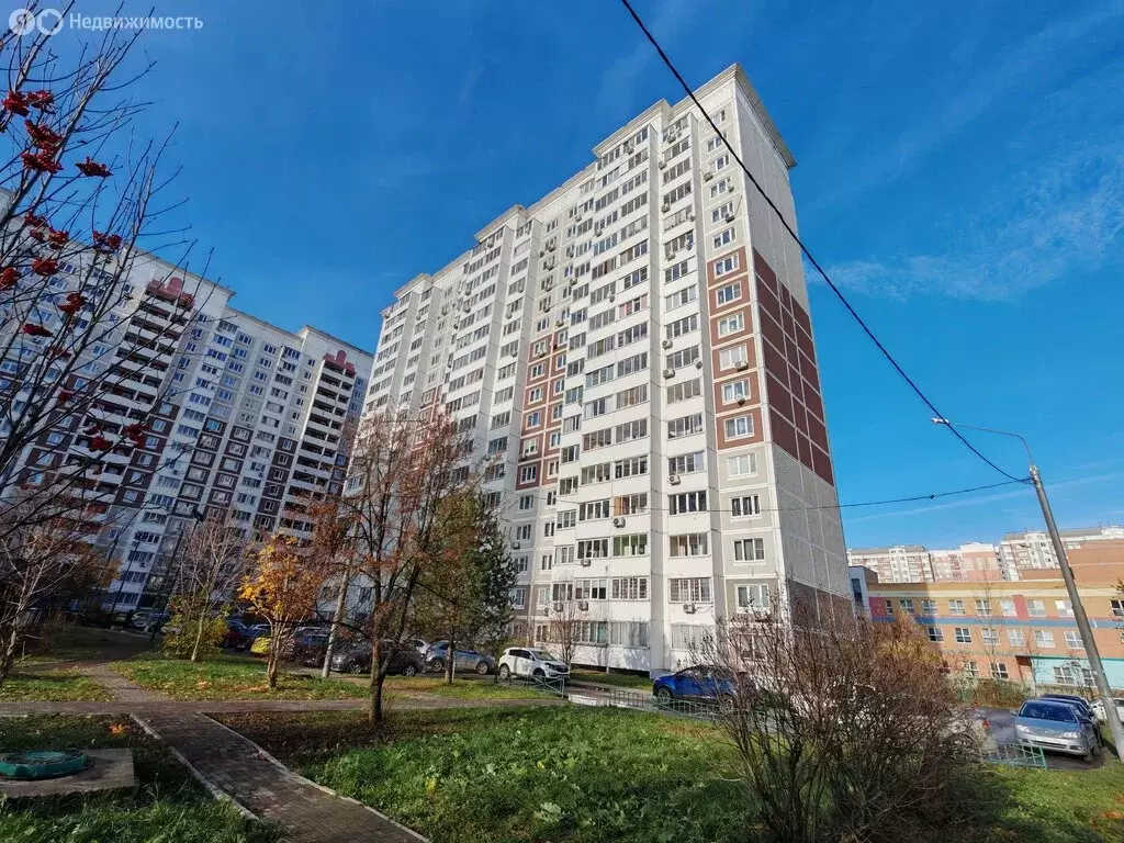 2-комнатная квартира: Лобня, улица Катюшки, 56 (61.4 м) - Фото 1