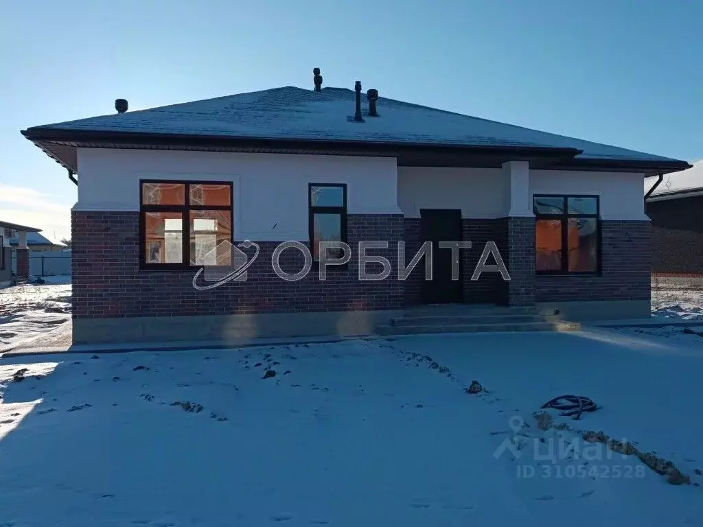 Дом в Тюменская область, Тюменский район, Новокаменский кп ул. ... - Фото 1