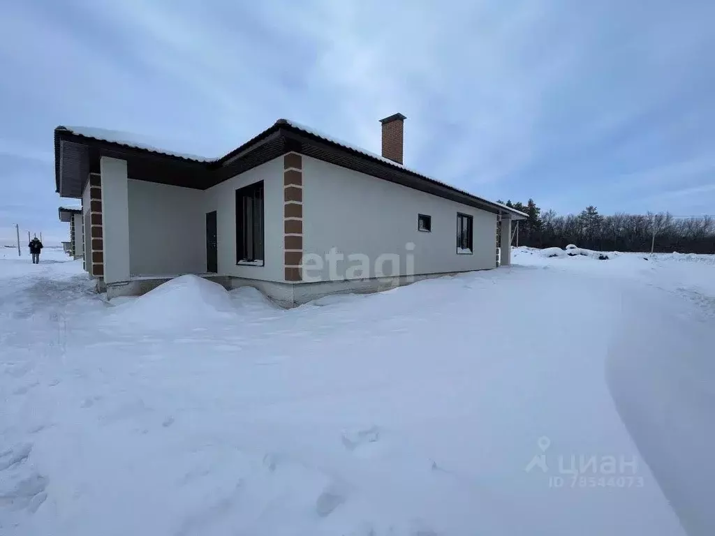 Дом в Оренбургская область, Оренбургский район, с. Подгородняя ... - Фото 0