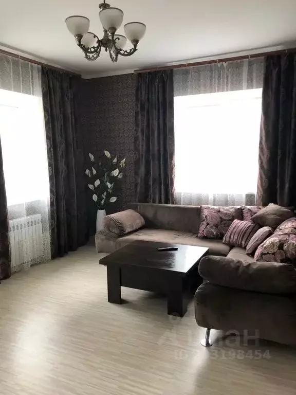 3-к кв. Курганская область, Шадринск Октябрьская ул., 116А (140.0 м) - Фото 1