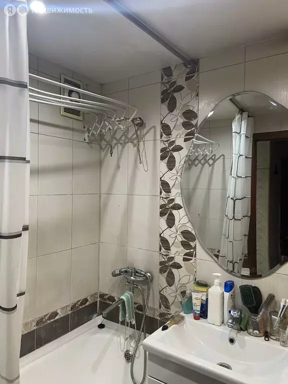 3-комнатная квартира: Абакан, улица Пушкина, 1 (53.4 м) - Фото 2