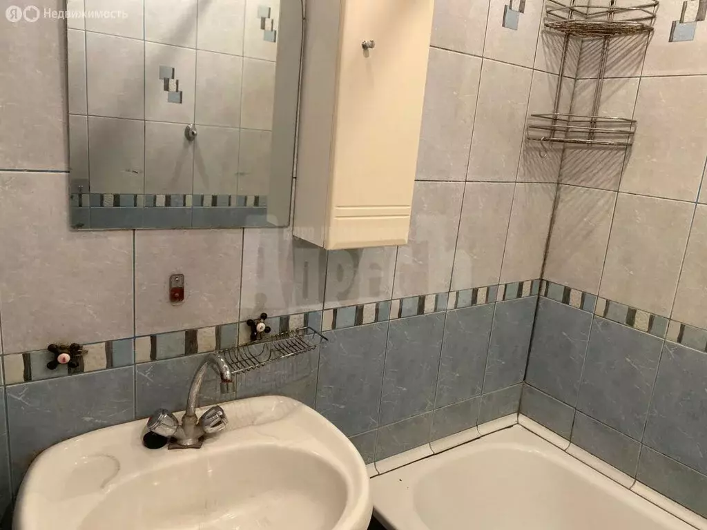 2-комнатная квартира: деревня Коряково, Армейская улица, 38 (47.8 м) - Фото 0