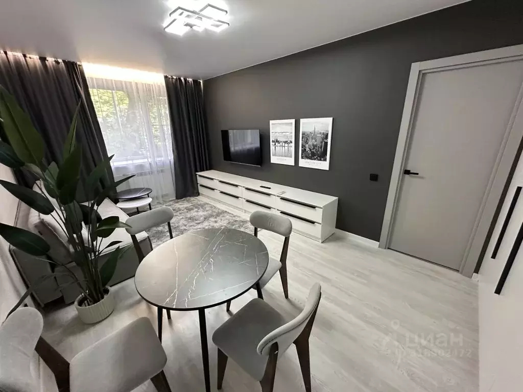 2-к кв. Нижегородская область, Нижний Новгород просп. Гагарина, 21к10 ... - Фото 1