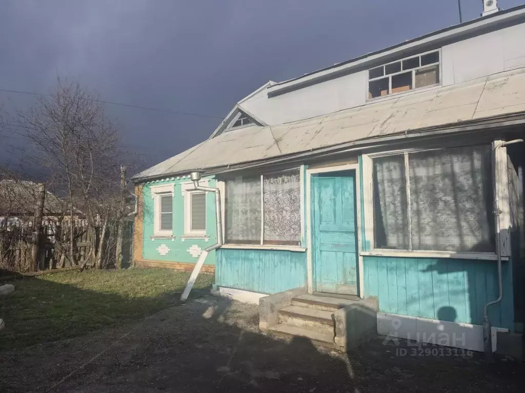 Дом в Белгородская область, Строитель Яковлевский городской округ, ... - Фото 1