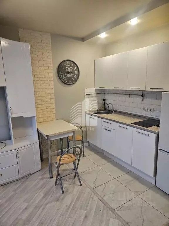 Студия Московская область, Домодедово Южный мкр, ул. Курыжова, 30 ... - Фото 1