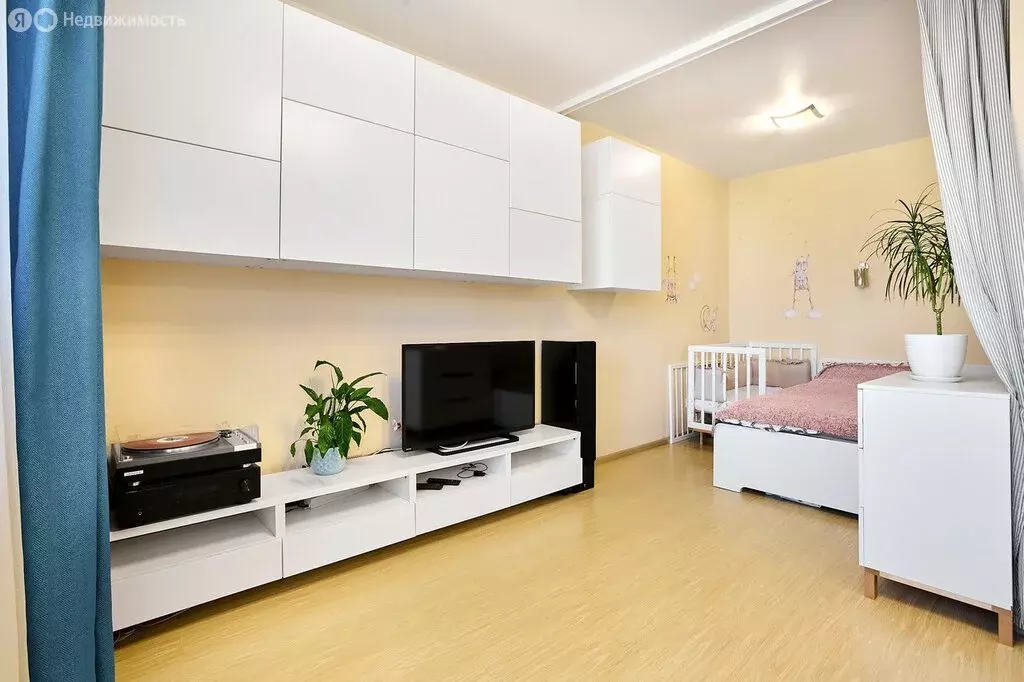 Квартира-студия: Петрозаводск, улица Попова, 13 (36.7 м) - Фото 0