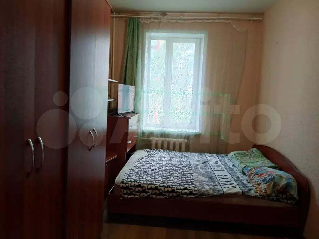 Комната 15 м в 4-к., 5/5 эт. - Фото 1