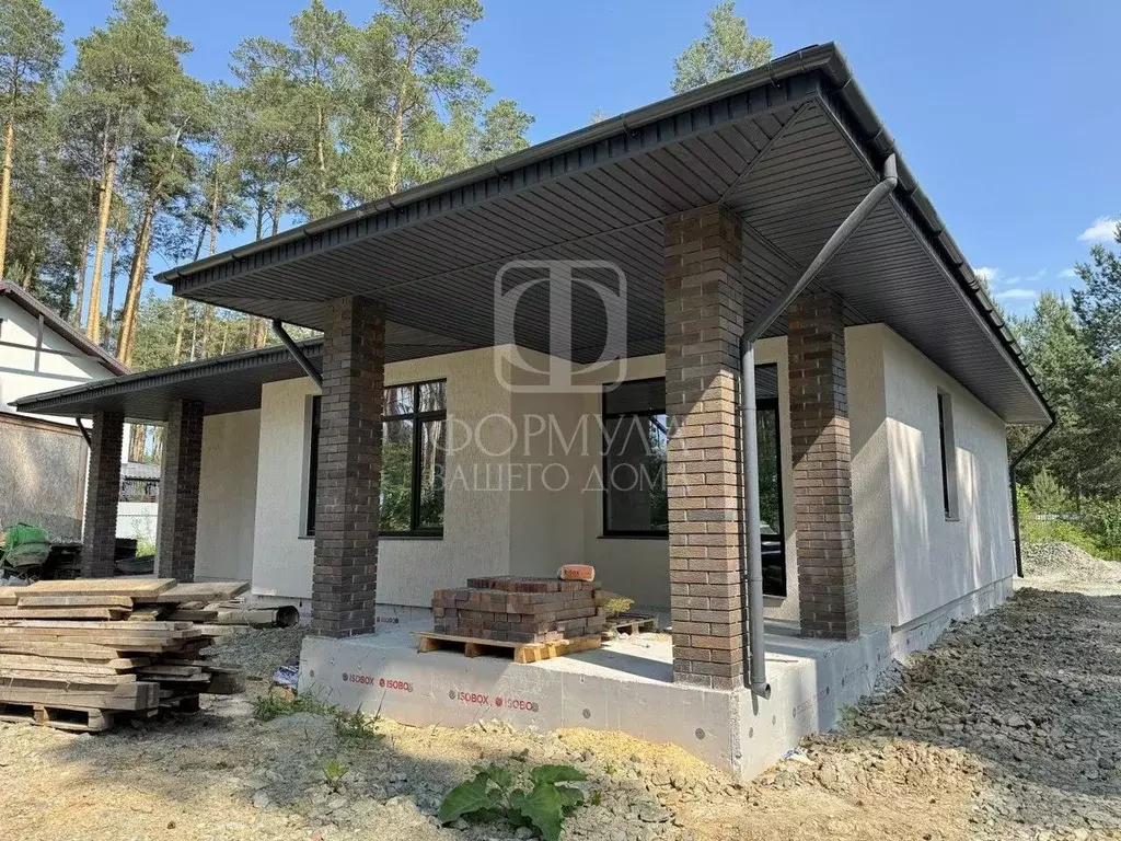 Дом в Свердловская область, Екатеринбург пос. Малый Исток,  (140 м) - Фото 1