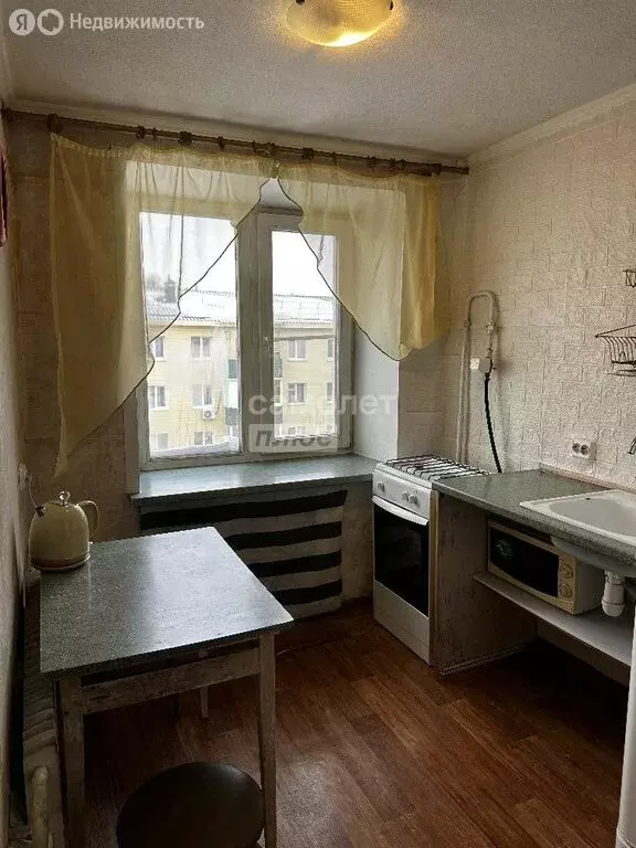 1-комнатная квартира: Омск, улица Труда, 9А (30 м) - Фото 1