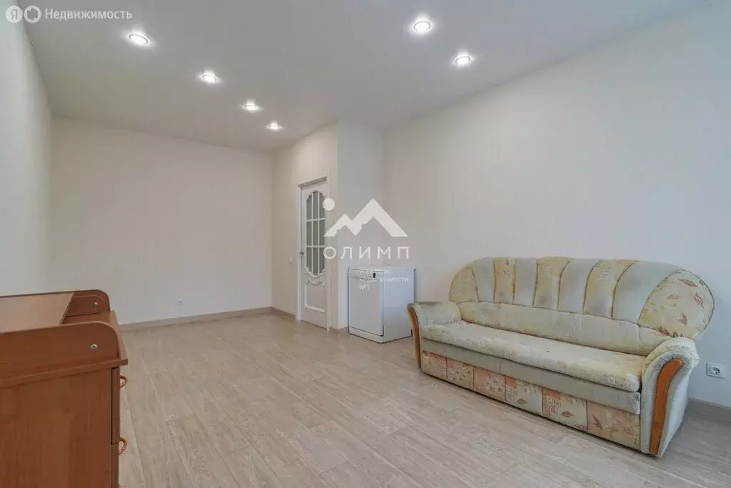 1-комнатная квартира: Вологда, Локомотивный переулок, 2 (41.1 м) - Фото 1