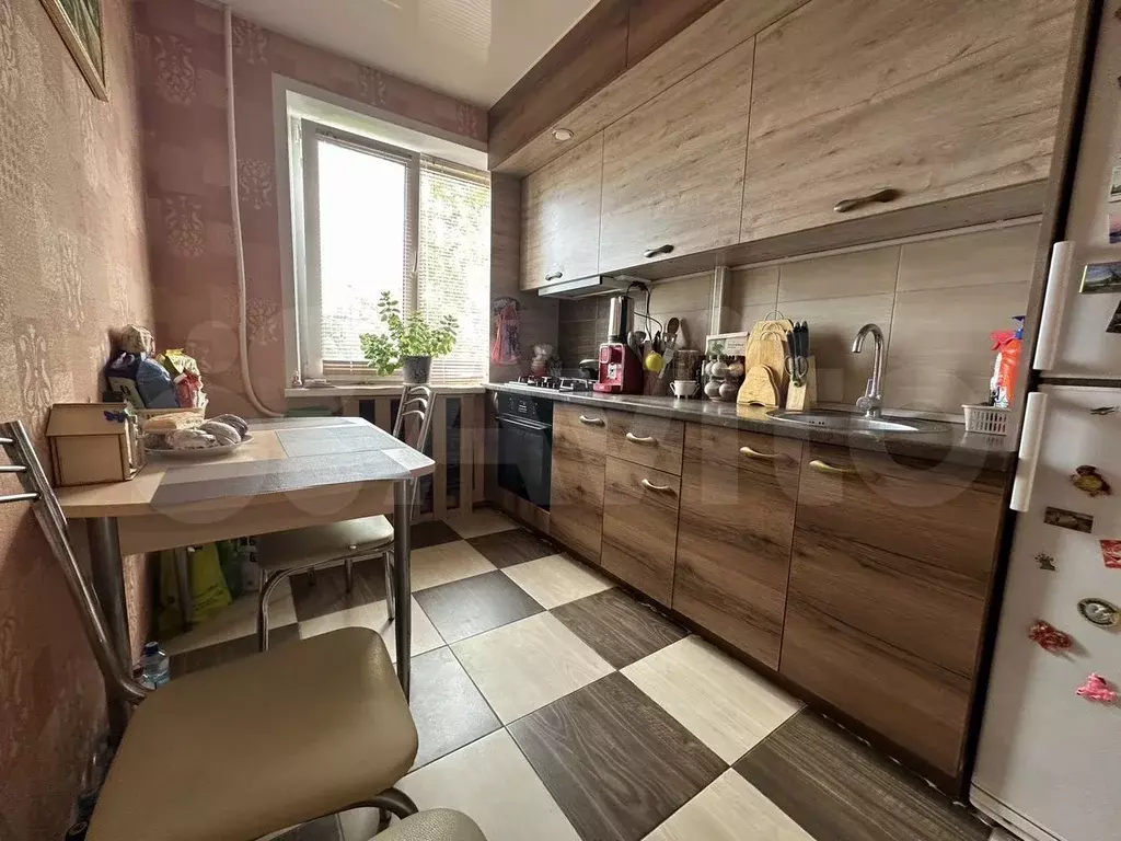 2-к. квартира, 46 м, 8/10 эт. - Фото 0
