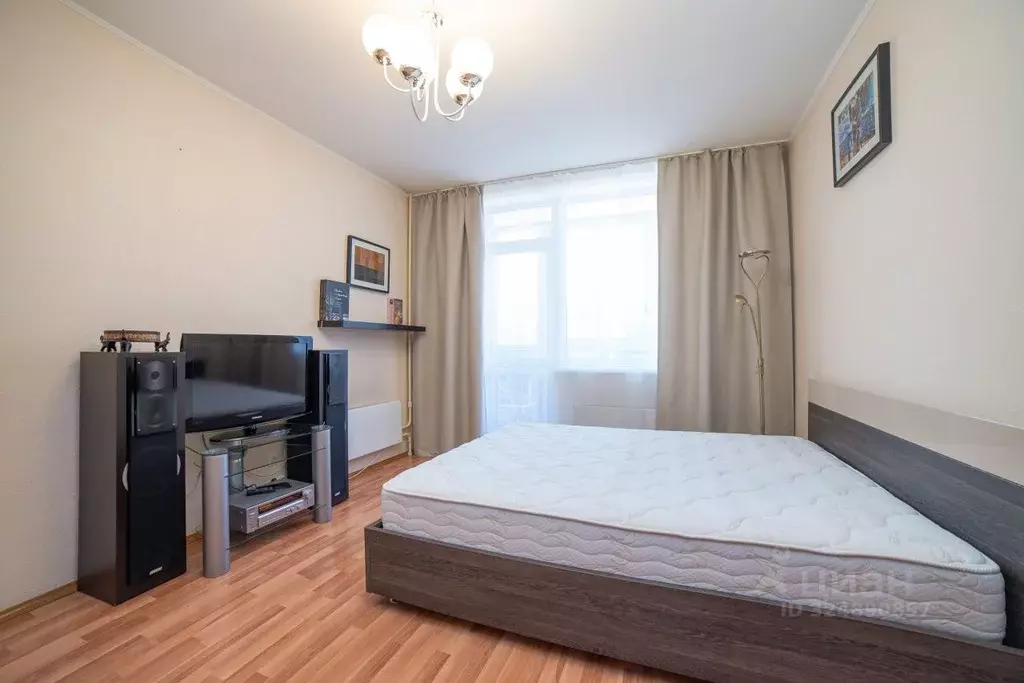 1-к кв. Свердловская область, Екатеринбург ул. Парниковая, 12 (39.7 м) - Фото 2