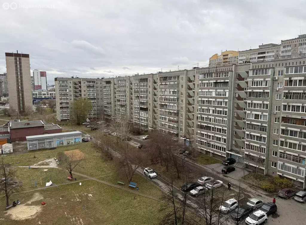 4-комнатная квартира: Екатеринбург, улица Черепанова, 12 (79 м) - Фото 2
