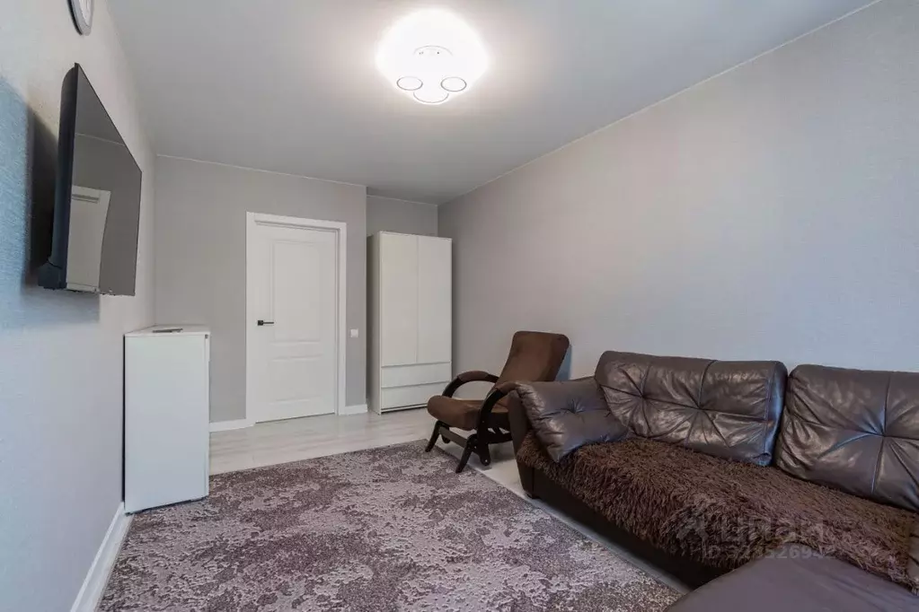 1-к кв. Ростовская область, Батайск ул. Ушинского, 29Ак3 (40.0 м) - Фото 2