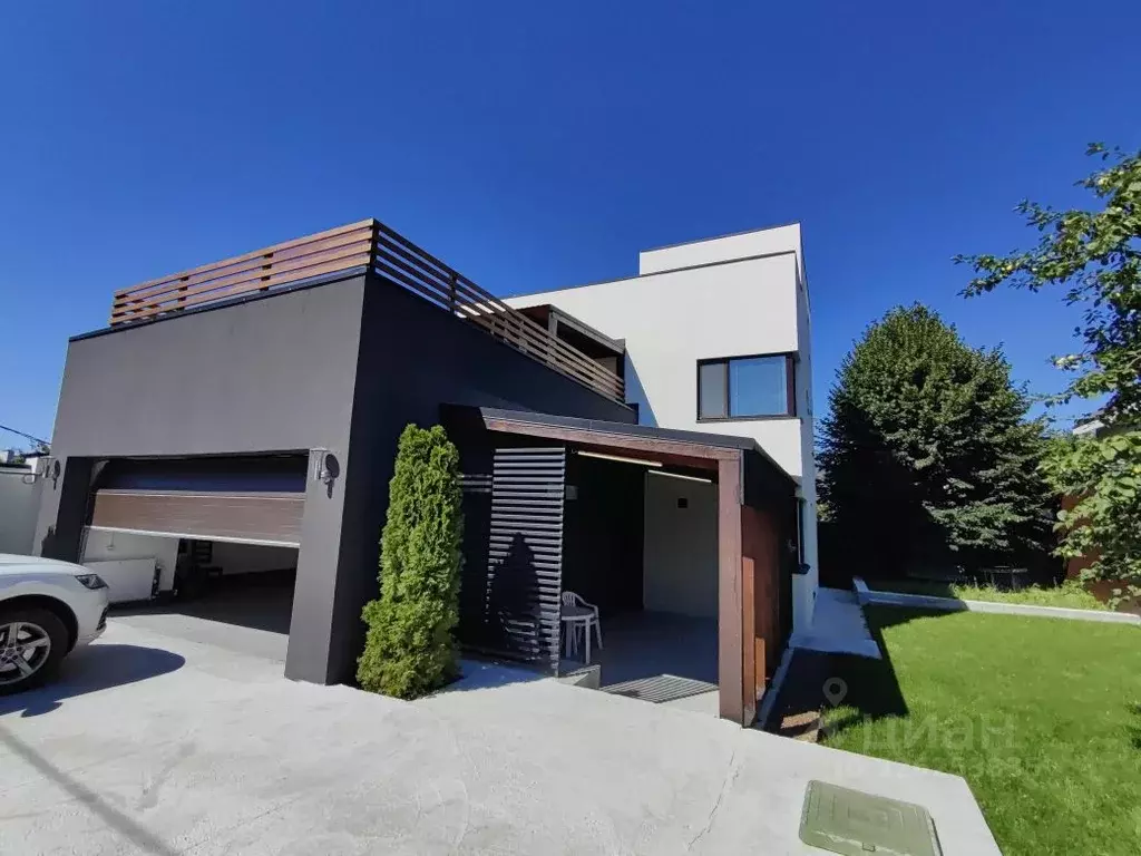 Дом в Самарская область, Самара 10-я линия, 66А (175 м) - Фото 1