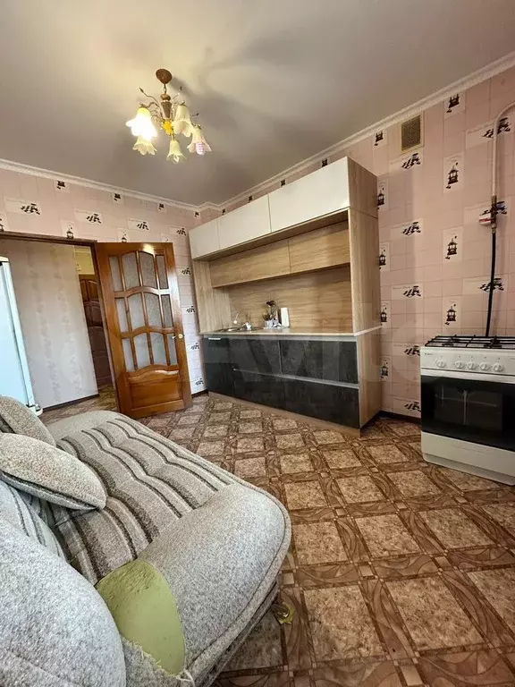 2-к. квартира, 60 м, 9/9 эт. - Фото 1