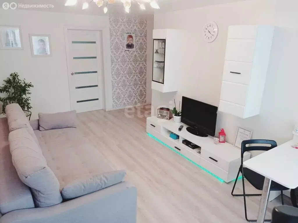 3-комнатная квартира: Ишим, улица Одоевского, 27 (57.1 м) - Фото 2