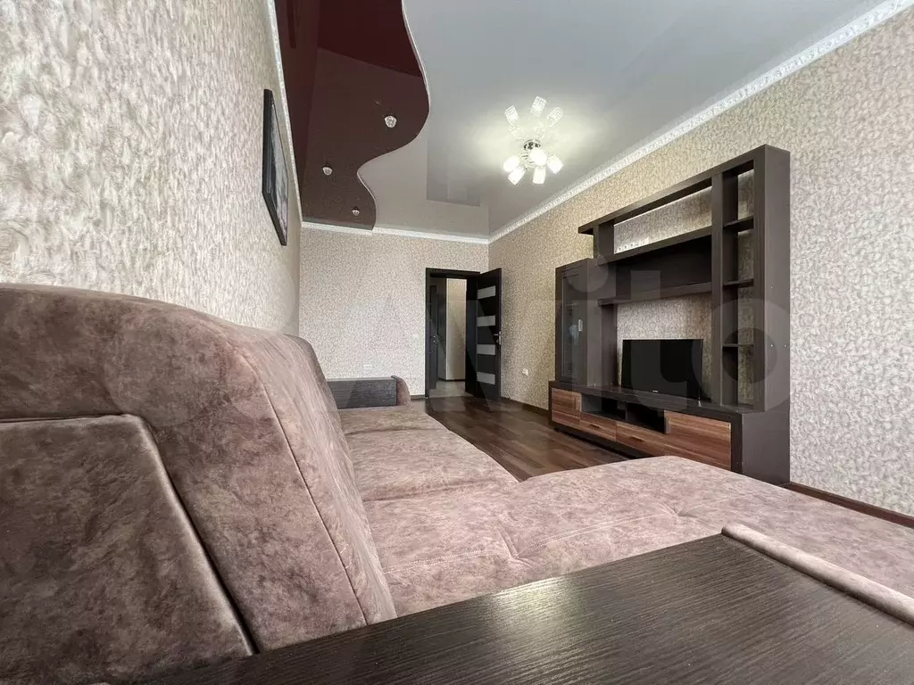 2-к. квартира, 65 м, 5/10 эт. - Фото 0