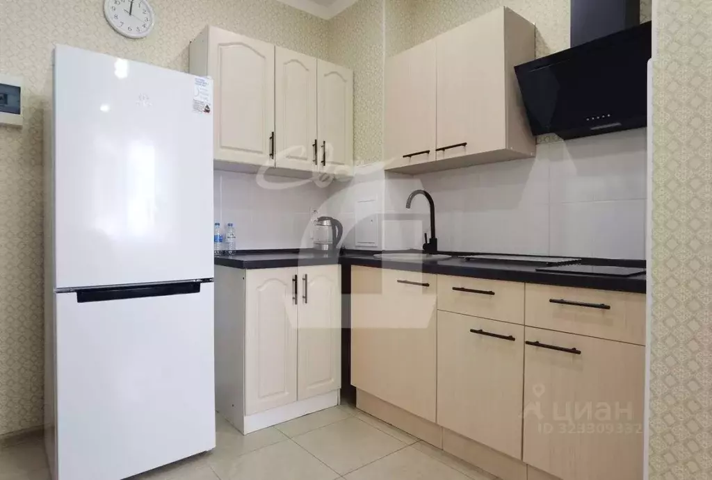 Студия Краснодарский край, Краснодар ул. Красных Партизан, 1/3к7 (23.0 ... - Фото 1