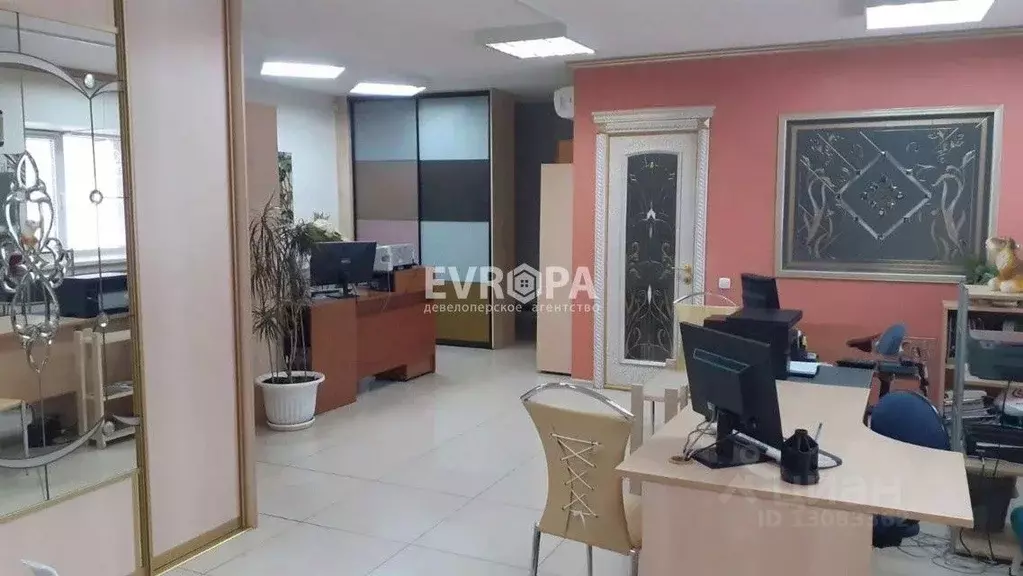 Офис в Ульяновская область, Ульяновск Лесная ул., 52к1 (86 м) - Фото 0