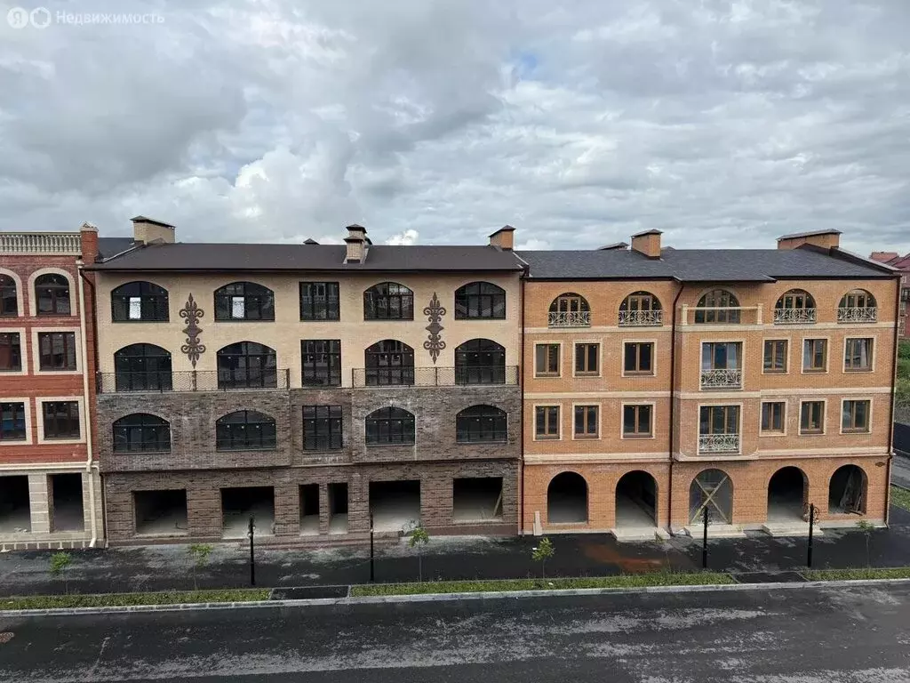 3-комнатная квартира: Владикавказ, Цветочный бульвар, 6 (108 м) - Фото 1