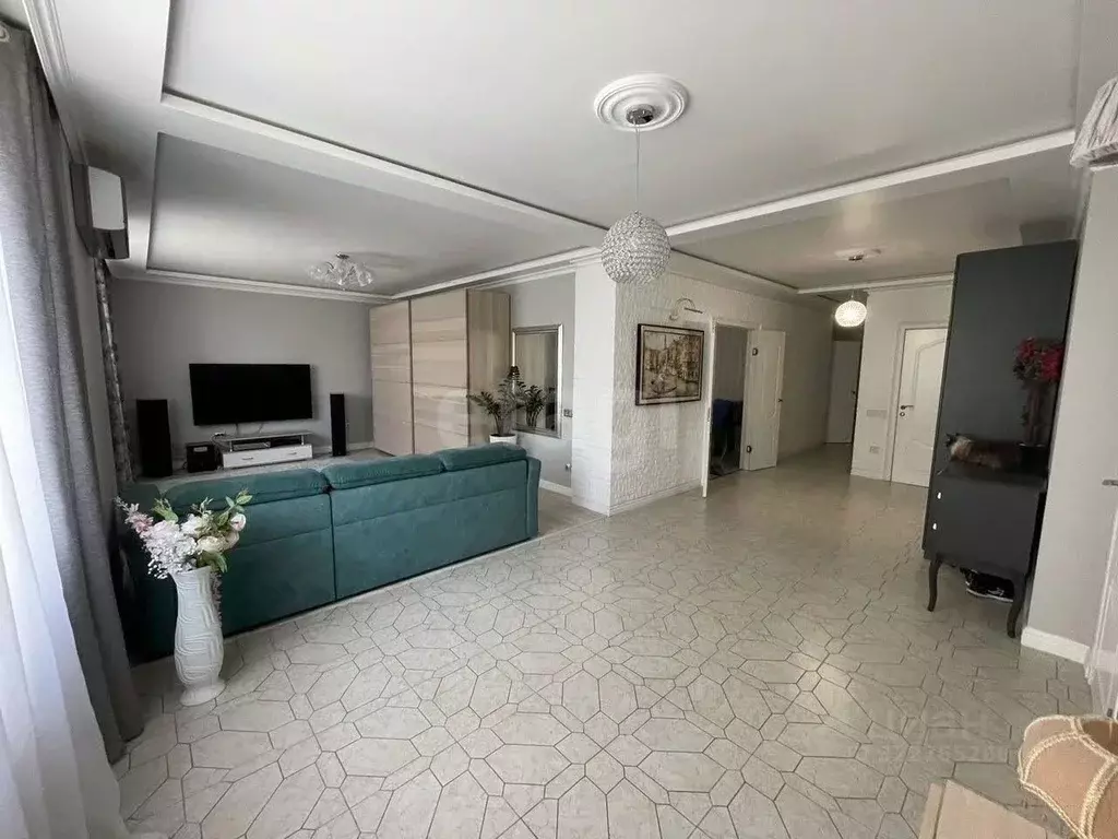 3-к кв. Ростовская область, Ростов-на-Дону просп. Михаила Нагибина, ... - Фото 0