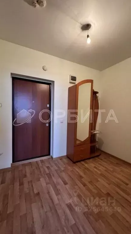 Студия Тюменская область, Тюмень ул. Верхнетарманская, 3 (28.5 м) - Фото 2