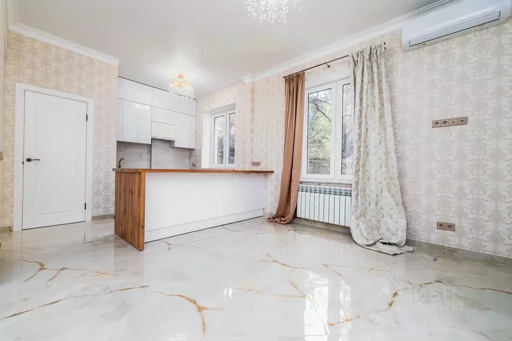 Свободной планировки кв. Крым, Ялта ул. Васильева, 4 (64.0 м) - Фото 2