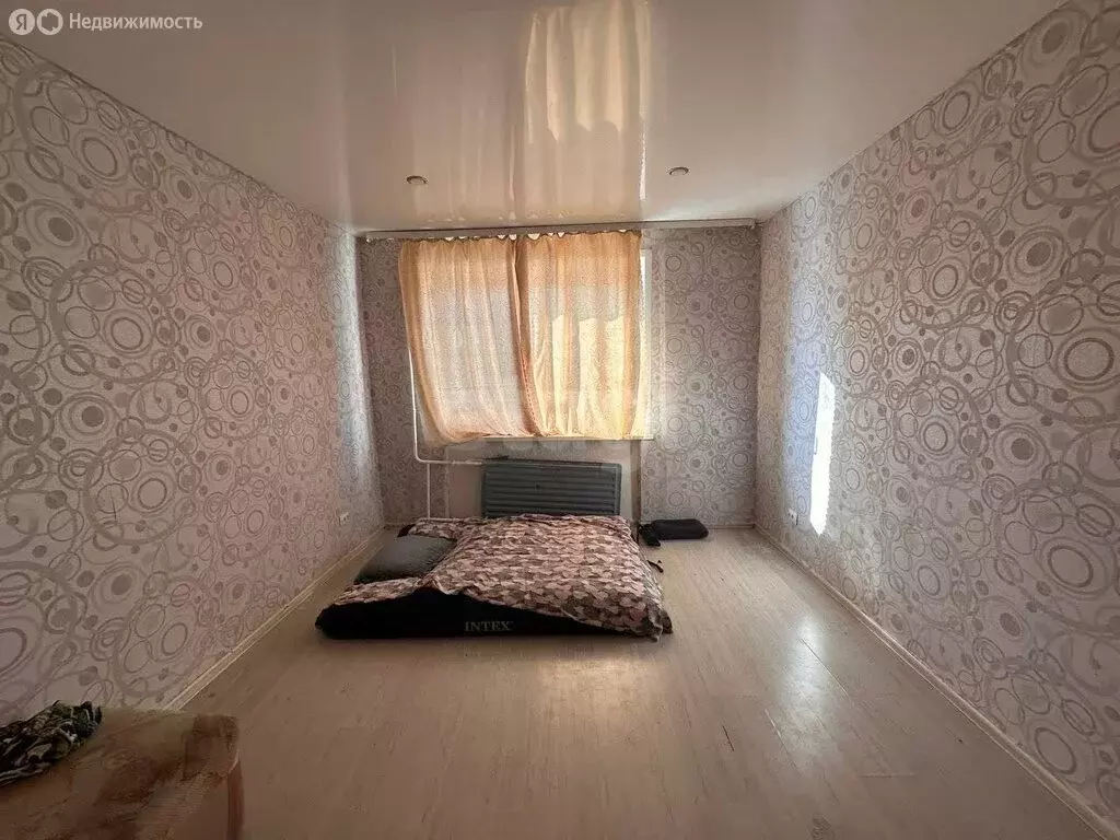 Квартира-студия: Курган, улица Бажова, 140 (18 м) - Фото 1