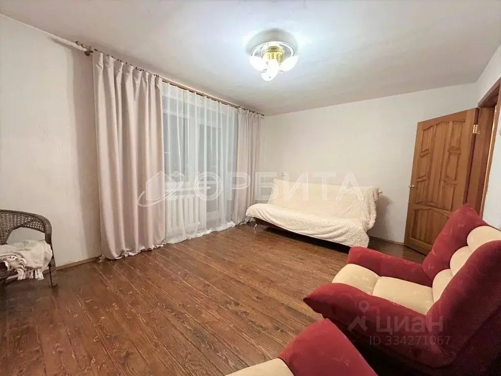 3-к кв. Тюменская область, Тюмень ул. Дружбы, 167 (61.0 м) - Фото 1