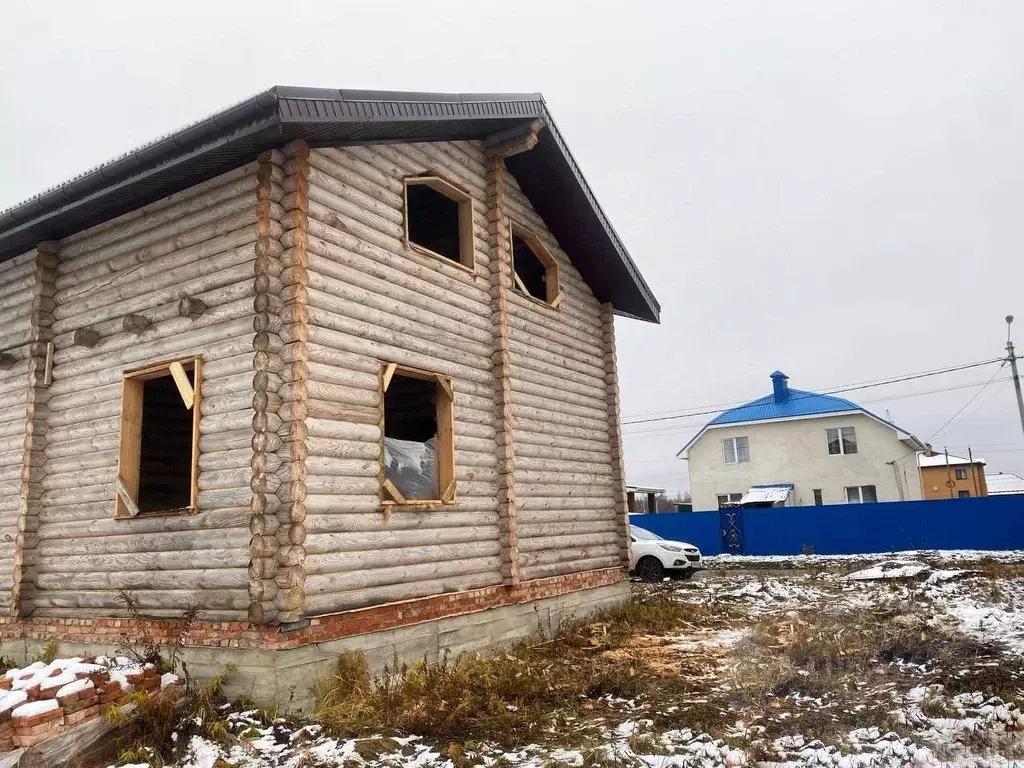 Дом в Орловская область, Орловский район, Знаменка пгт ул. ... - Фото 0