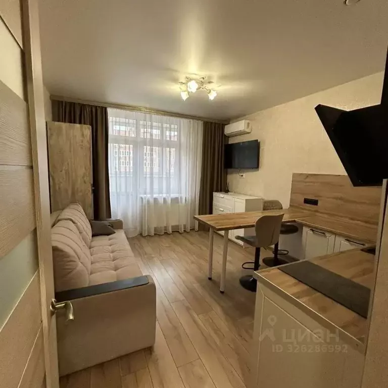 Студия Краснодарский край, Краснодар ул. Им. Героя Яцкова И.В., 9к3 ... - Фото 1