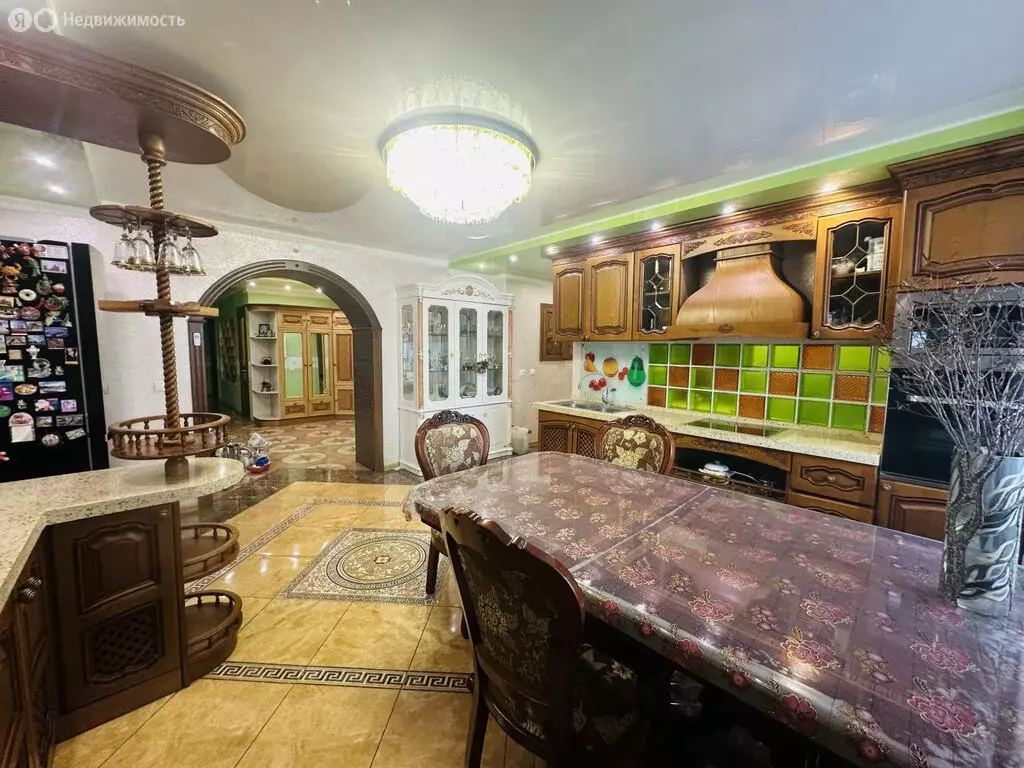 4-комнатная квартира: Чита, микрорайон Царский, 2 (133 м) - Фото 1