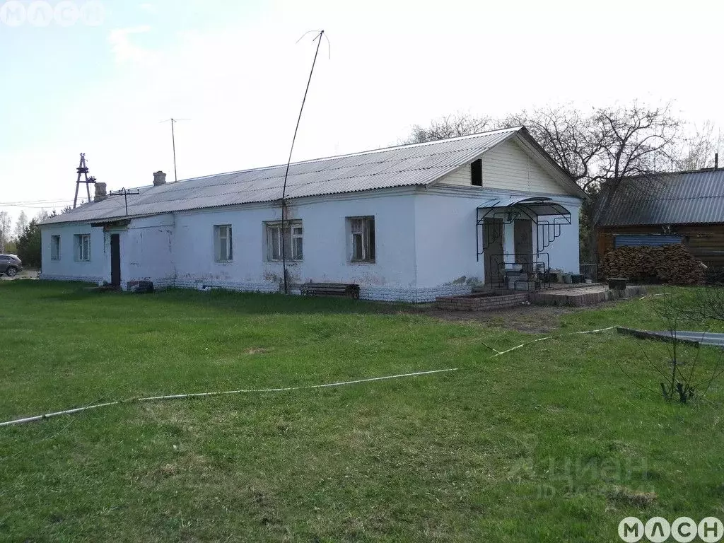 Помещение свободного назначения в Омская область, Омский район, с. ... - Фото 0