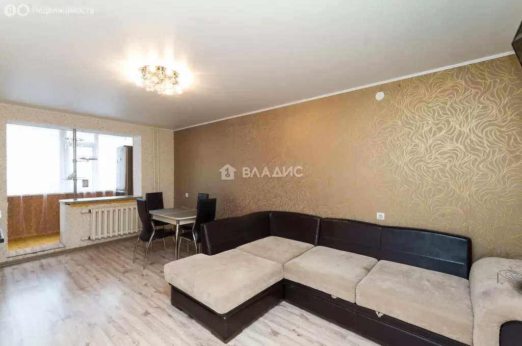 2-комнатная квартира: Тобольск, 7-й микрорайон, 46 (69.9 м) - Фото 0