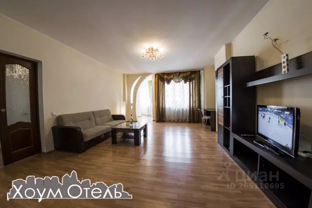 1-к кв. Оренбургская область, Оренбург ул. Терешковой, 77/2 (76.0 м) - Фото 0