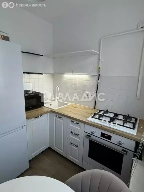 2-комнатная квартира: Калининград, улица Каштановая Аллея, 172 (44 м) - Фото 1