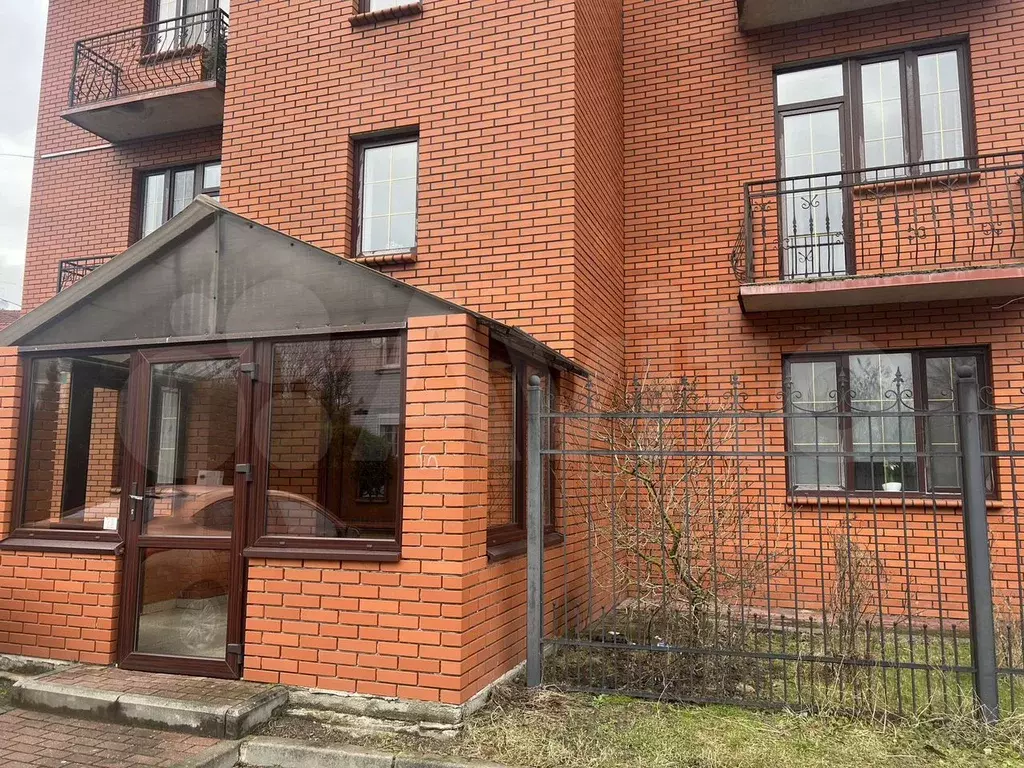 2-к. квартира, 70 м, 2/4 эт. - Фото 0
