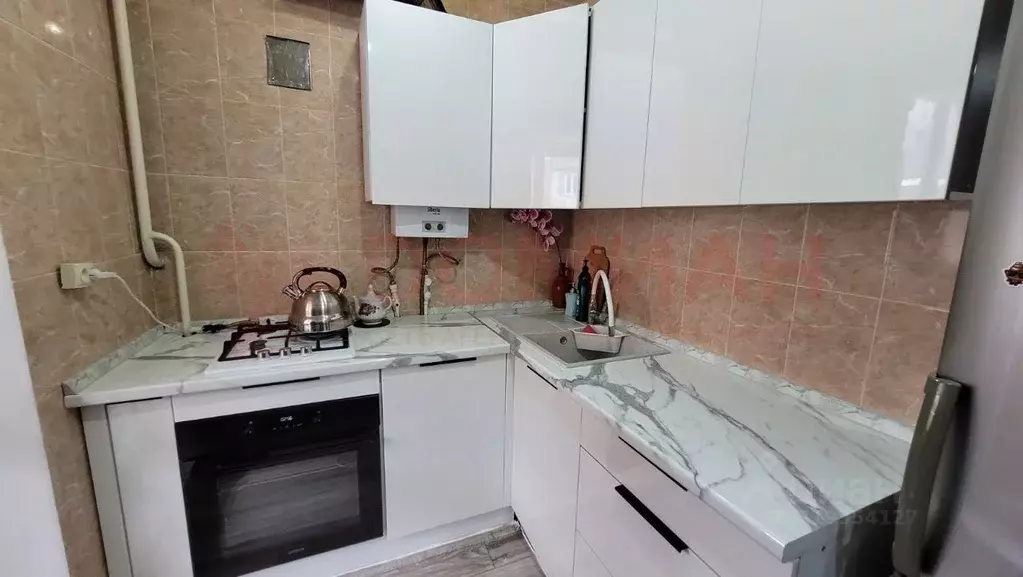 3-к кв. Ростовская область, Аксай ул. Дружбы, 9 (58.2 м) - Фото 0