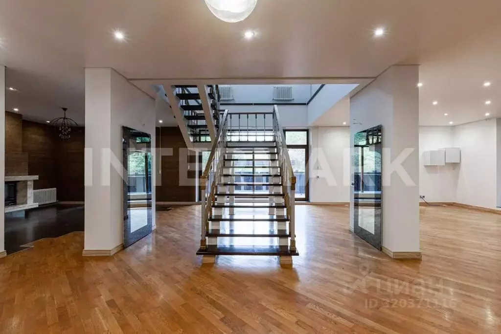 Коттедж в Московская область, Одинцовский городской округ, пос. ... - Фото 2