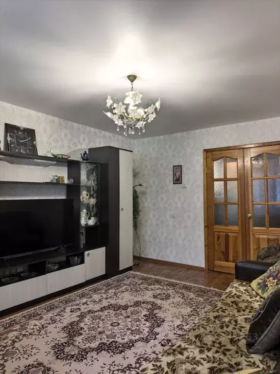 3-к кв. Новгородская область, Великий Новгород ул. Связи, 3 (55.0 м) - Фото 1