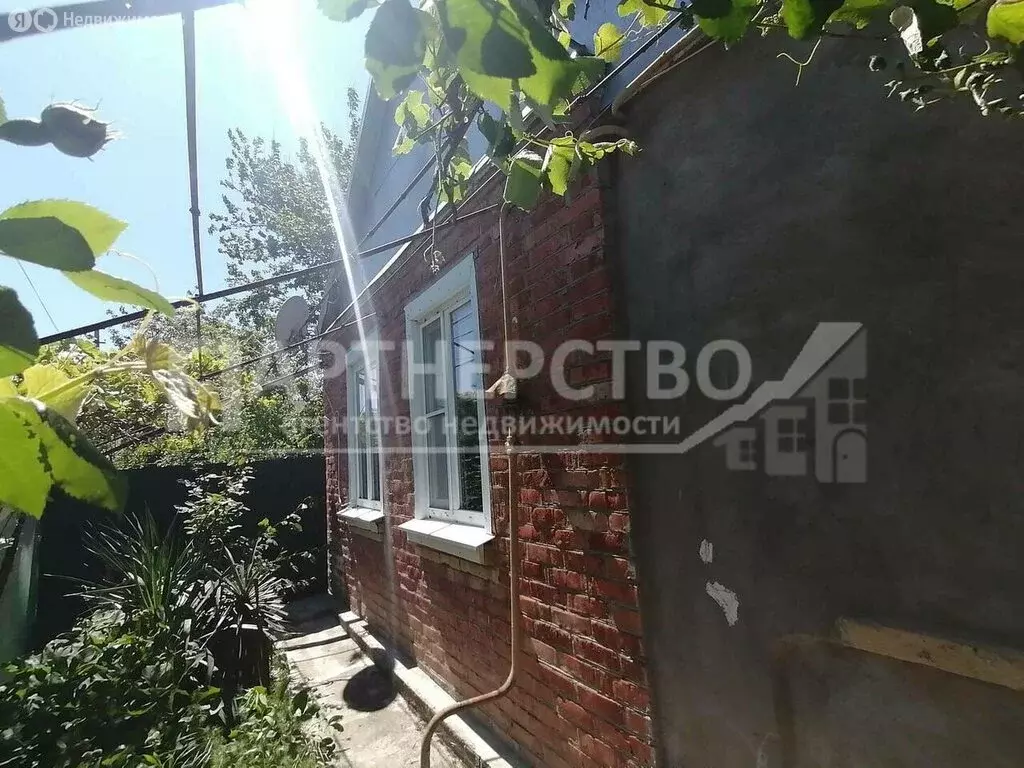 Дом в посёлок городского типа Ильский, Школьная улица (67 м) - Фото 2