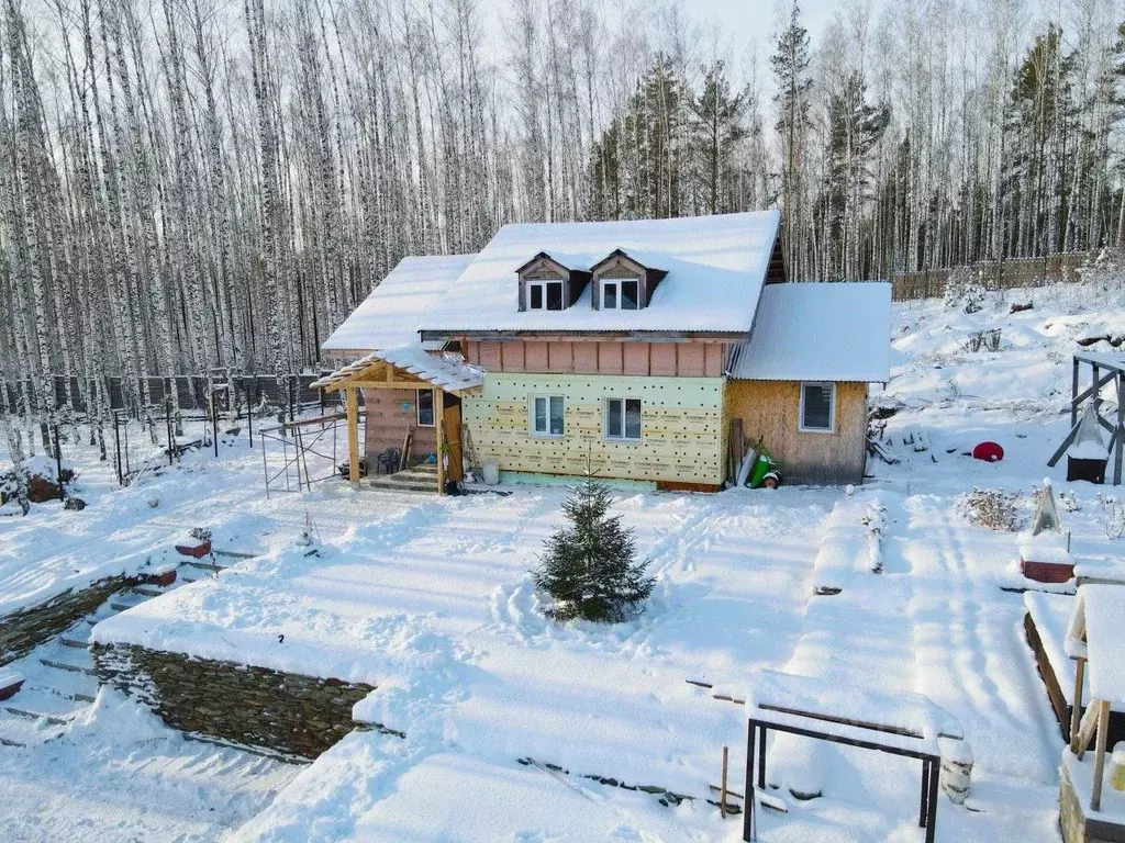 Дом в Свердловская область, Дегтярск Уральская ул., 48 (141 м) - Фото 0